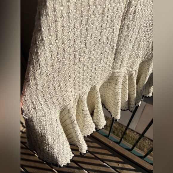 🆕 Antonio Melani Aurelia Tweed Mini Dress Ivory Black Trim Sleeveless Ruffle Hem - Picture 9 of 17